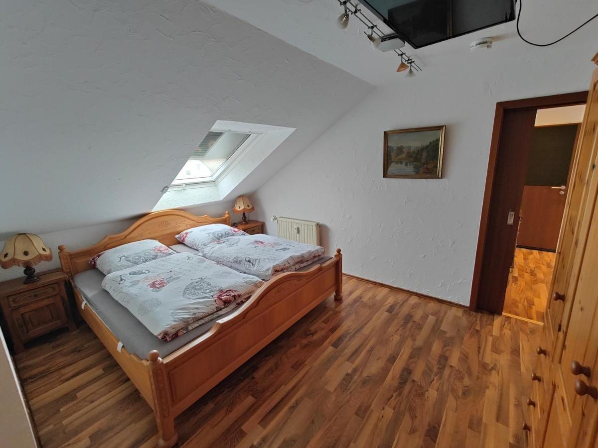 Komfort Ferienwohnung Biene Саарбрюккен Экстерьер фото